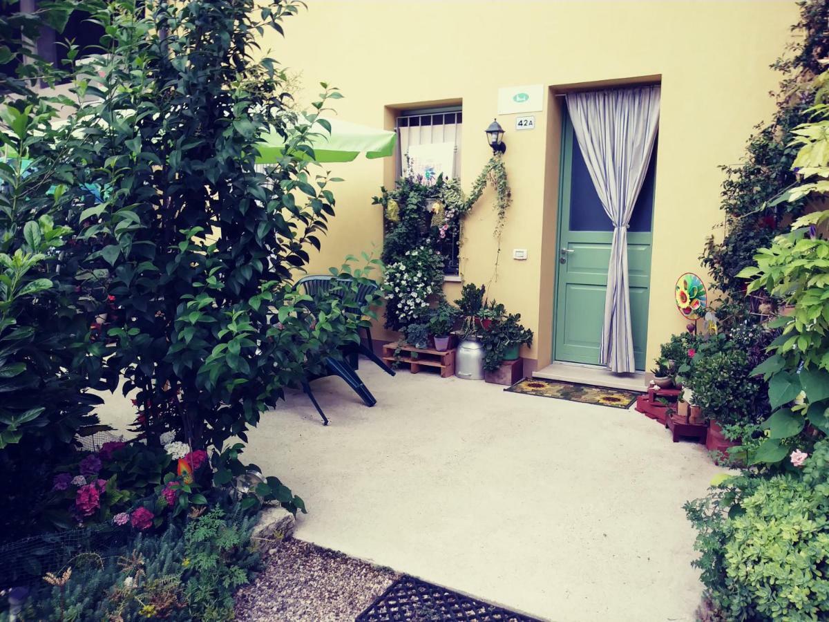 B&B Peschi In Fiore Valeggio sul Mincio Exterior photo